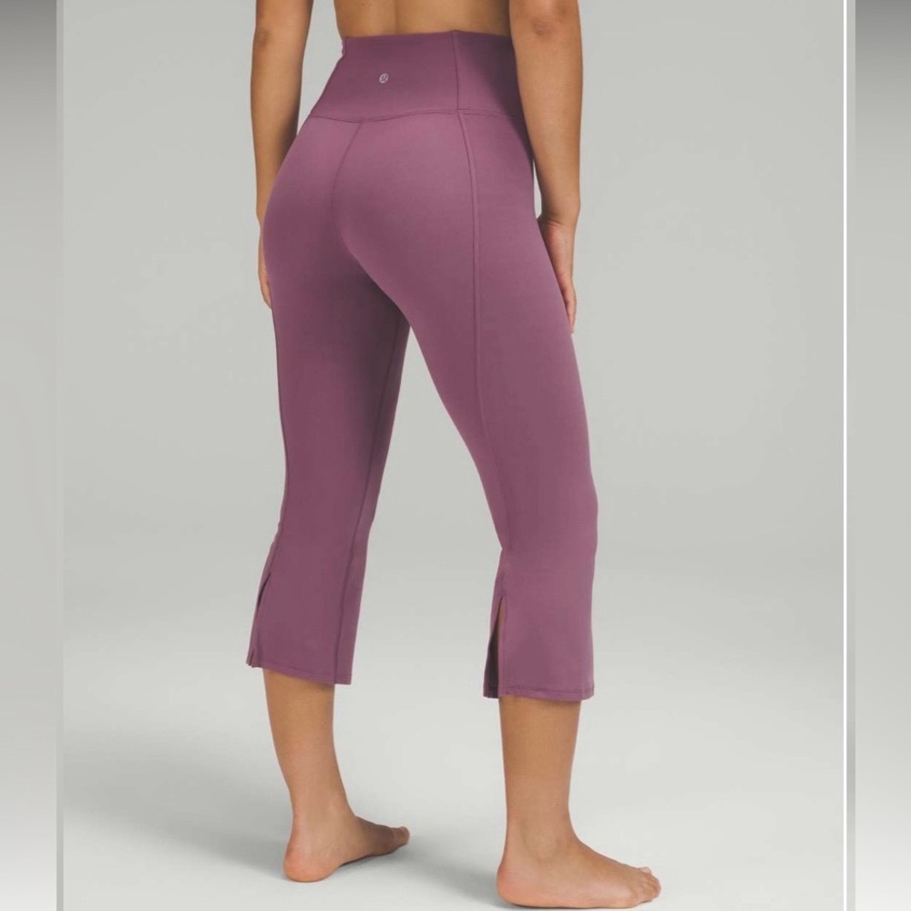 Lululemon Add Flare High-Rise Crop 21" in Vintage Plum. Size 4 . Like New - Picture 2 of 12